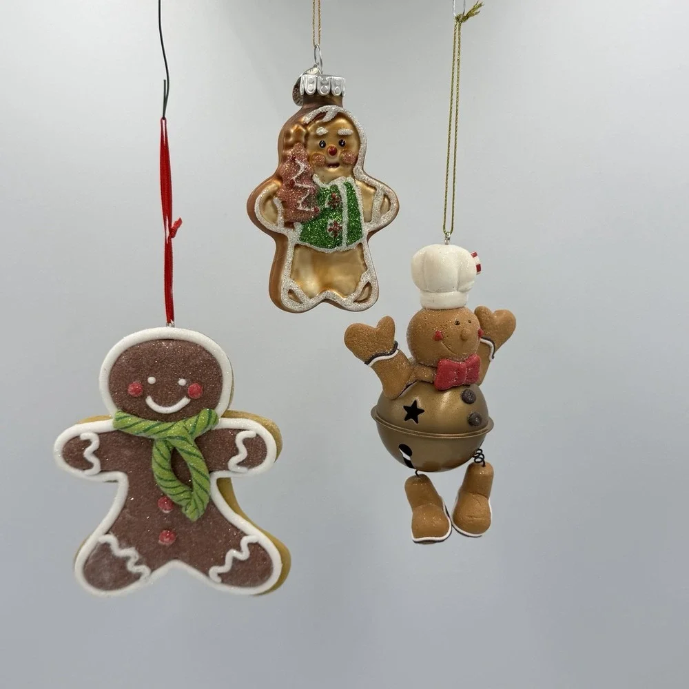 Gingerbread Man Ornaments Set of 3 - Resin Glass Bell Themed Christmas Tree‎
